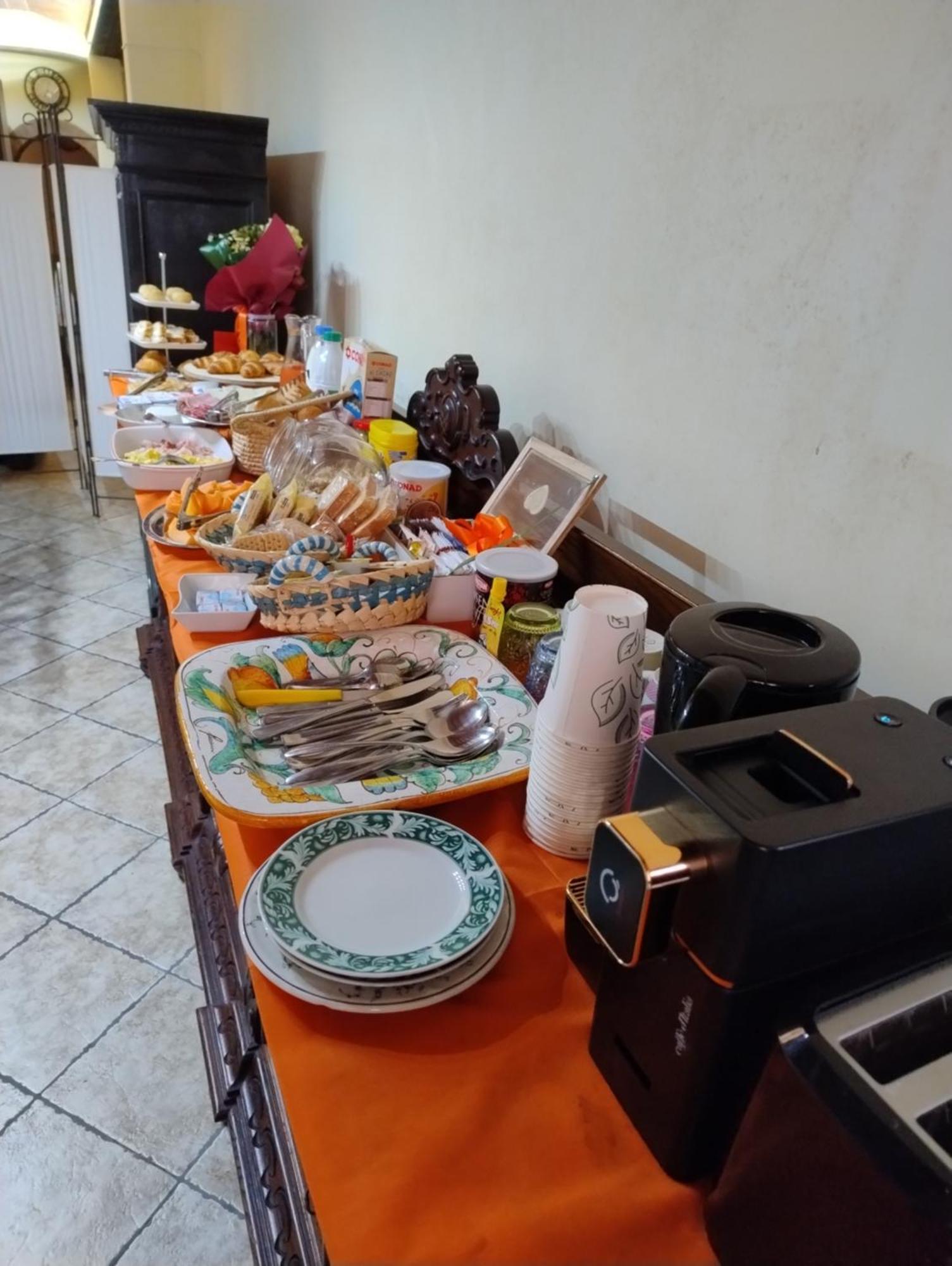 La Strega Ubriaca Bed & Breakfast Colle Val D'Elsa Bilik gambar